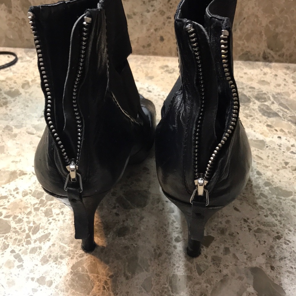 Heels - Picture 3 of 6